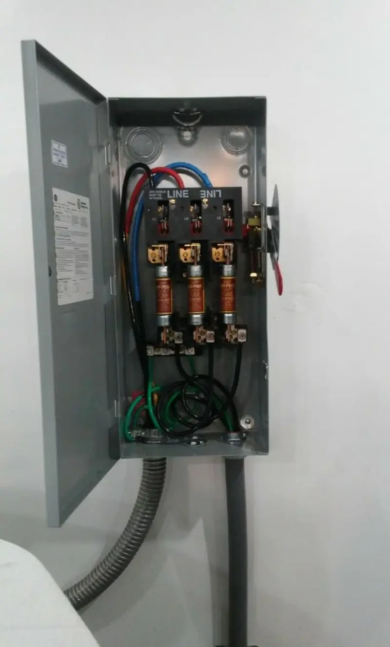 Three-phase disconnect switch installed for Smoke Detector Installation in Marlborough